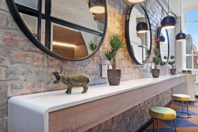 Hippo Pod Hotel